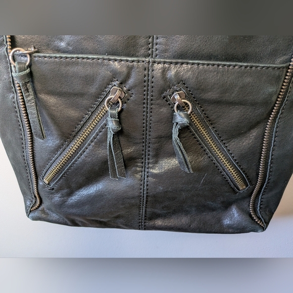 THE SAK Black Leather Shoulder Or Crossbody Bag Zipped Pockets - Picture 4 of 11